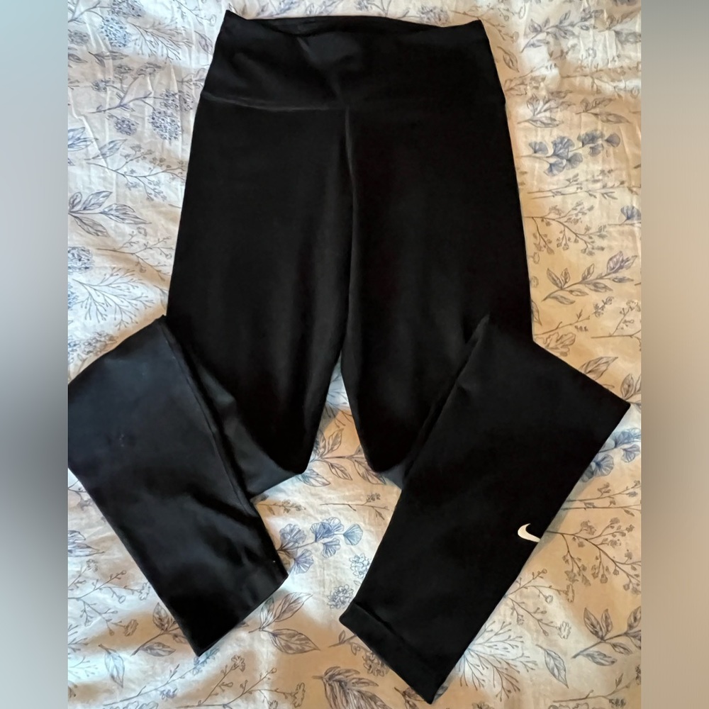 Nike Women's One Mid Rise 2.0 Tights